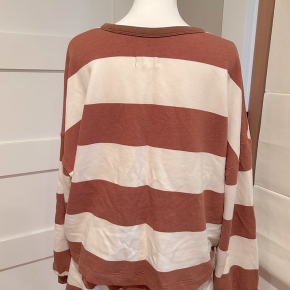 Lou & Grey Brown and Cream Knit Set - Picture 3 of 4